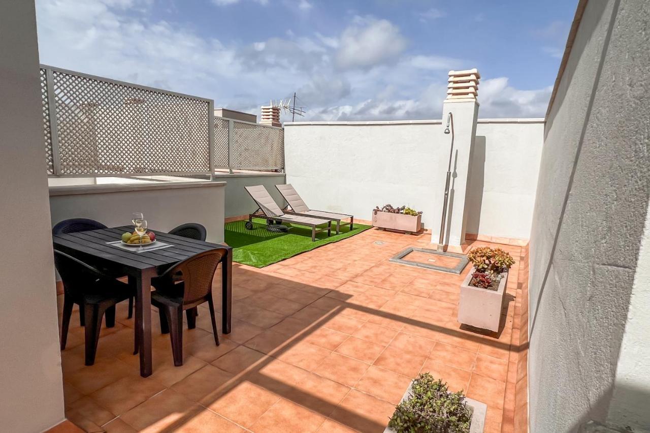 Apartment Home2book Atico Blue Beach, Pool&terrace Sardina